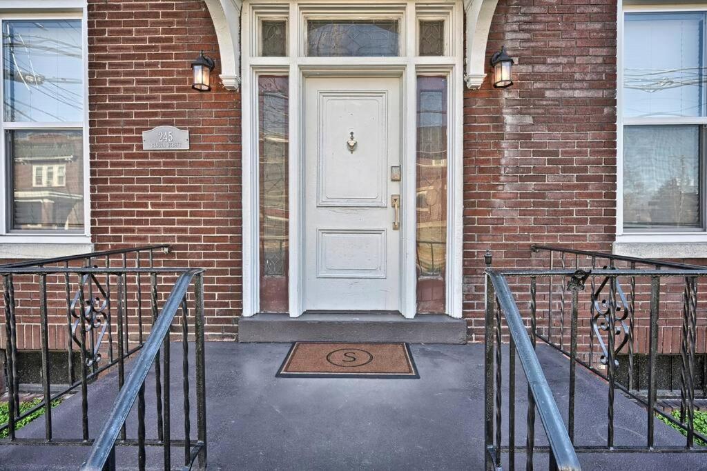 Suites On Seneca - Lovely 2 Bed 1 Bath Apartment HarrisburgHarrisburg  Kültér fotó