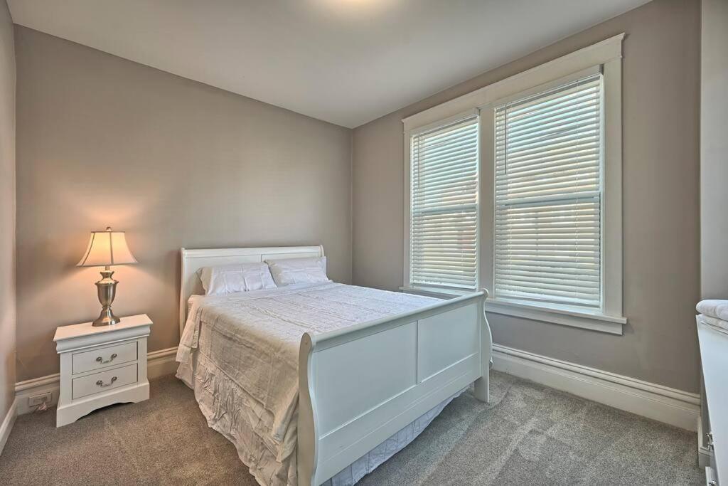 Suites On Seneca - Lovely 2 Bed 1 Bath Apartment HarrisburgHarrisburg  Kültér fotó